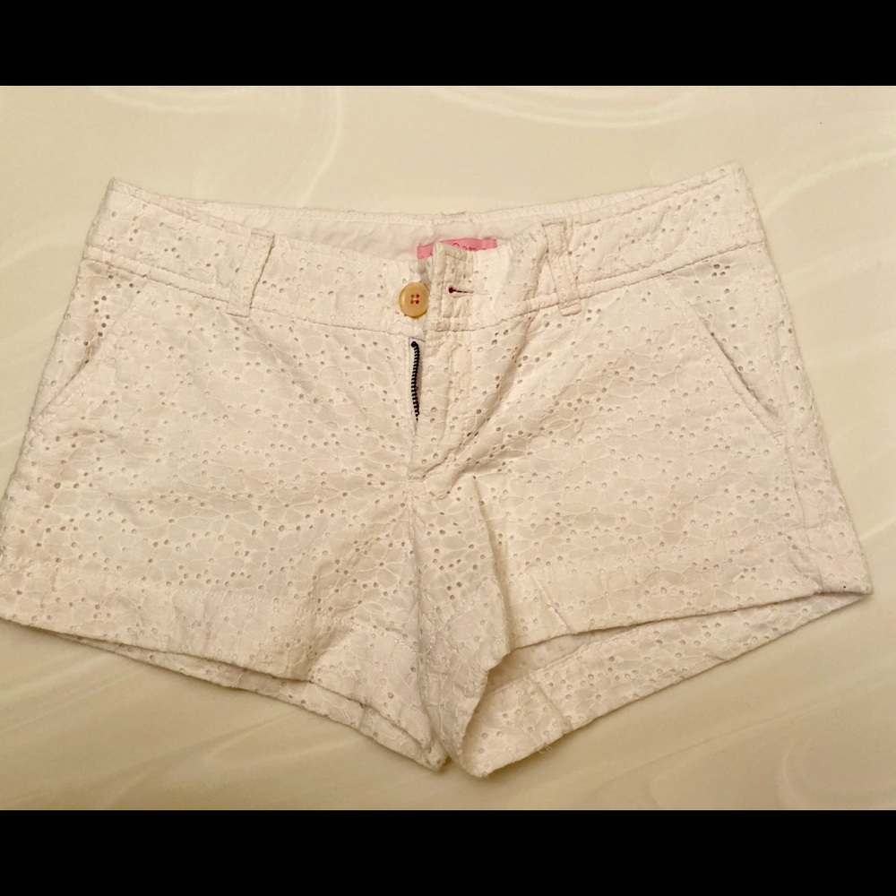 White lace shorts